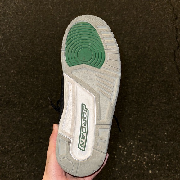 Air Jordan 3 Pine Greens - Picture 9 of 10